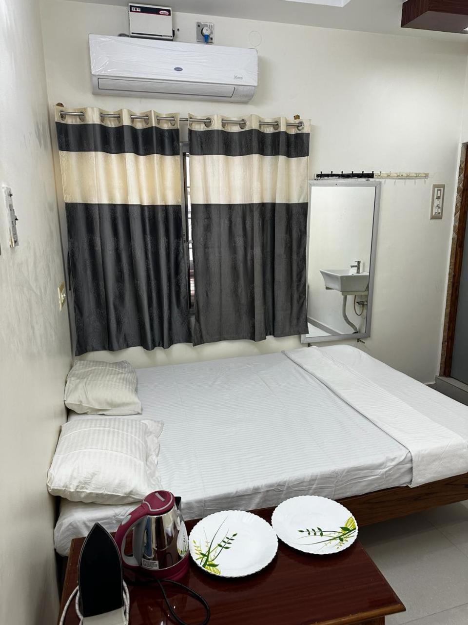 Temple View Home Stay Tiruvannamalai Exterior photo
