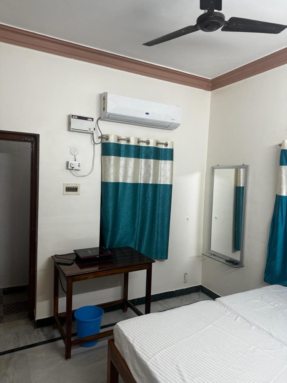 Temple View Home Stay Tiruvannamalai Exterior photo