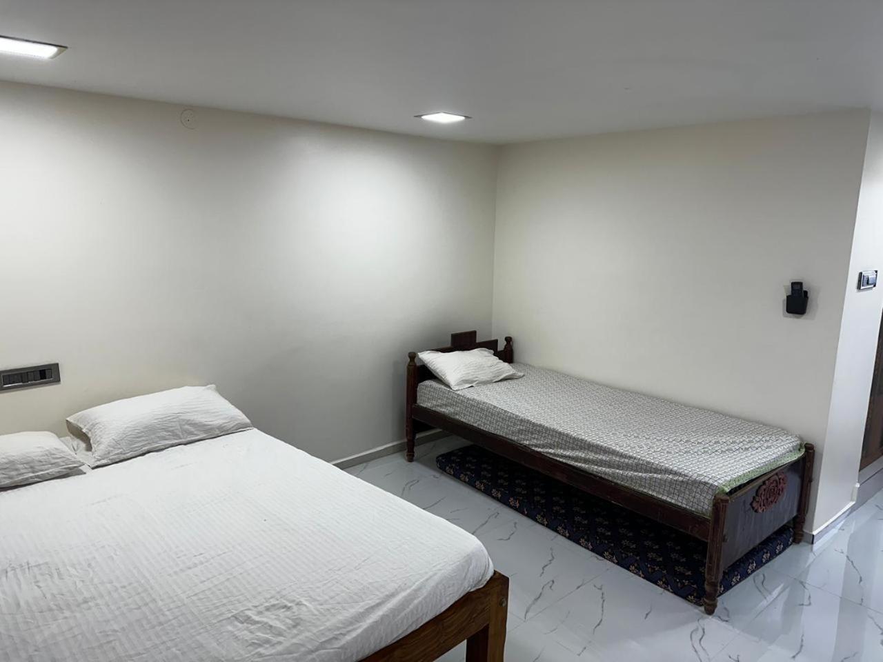 Temple View Home Stay Tiruvannamalai Exterior photo