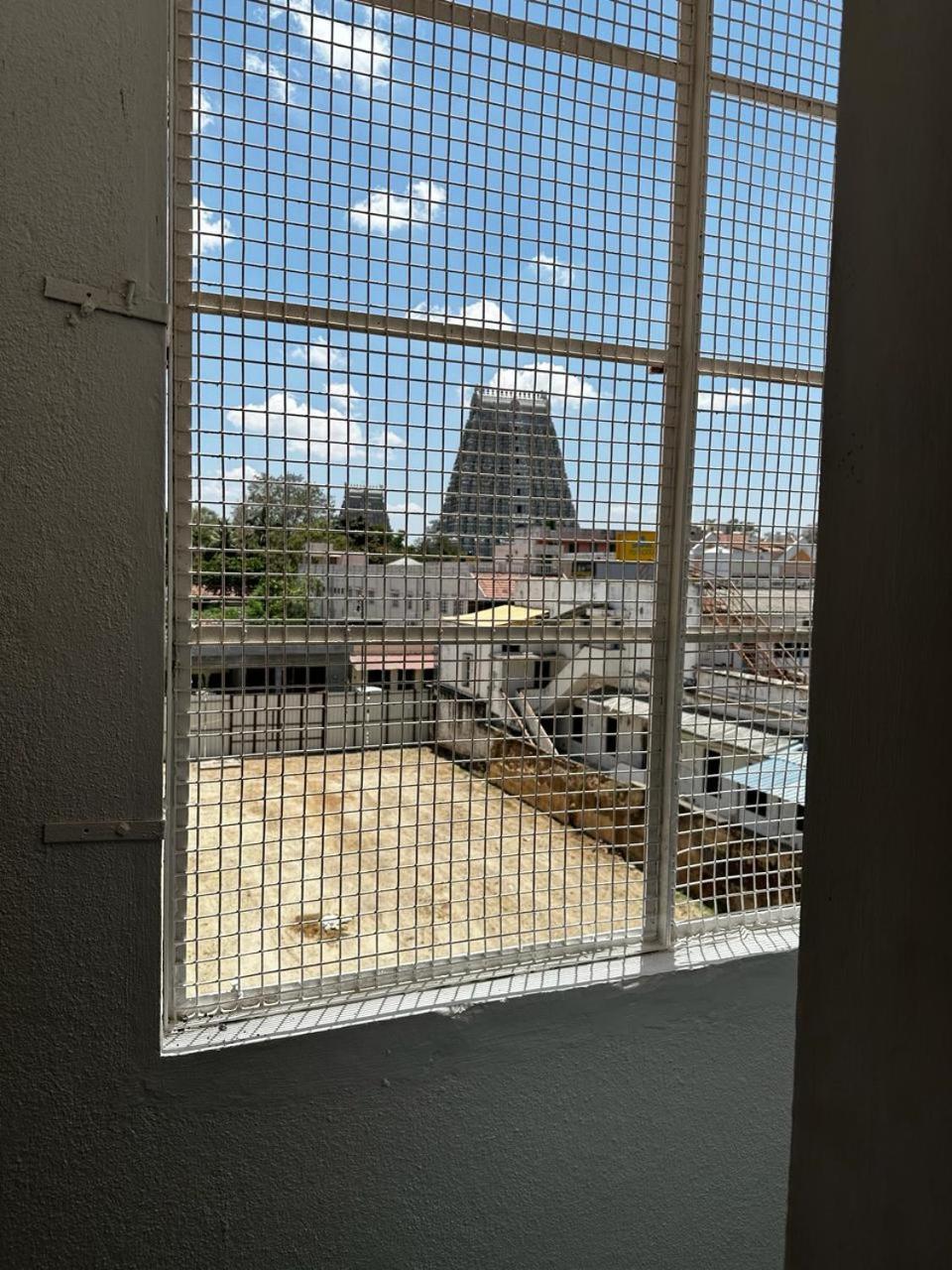 Temple View Home Stay Tiruvannamalai Exterior photo