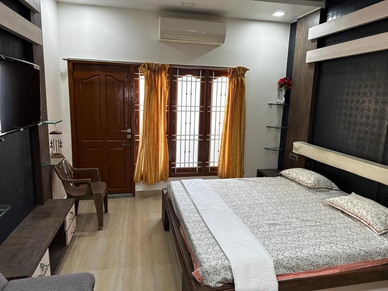 Temple View Home Stay Tiruvannamalai Exterior photo