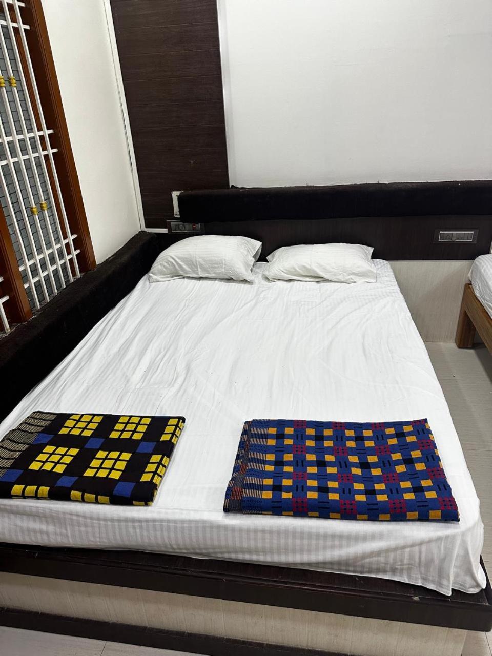 Temple View Home Stay Tiruvannamalai Exterior photo