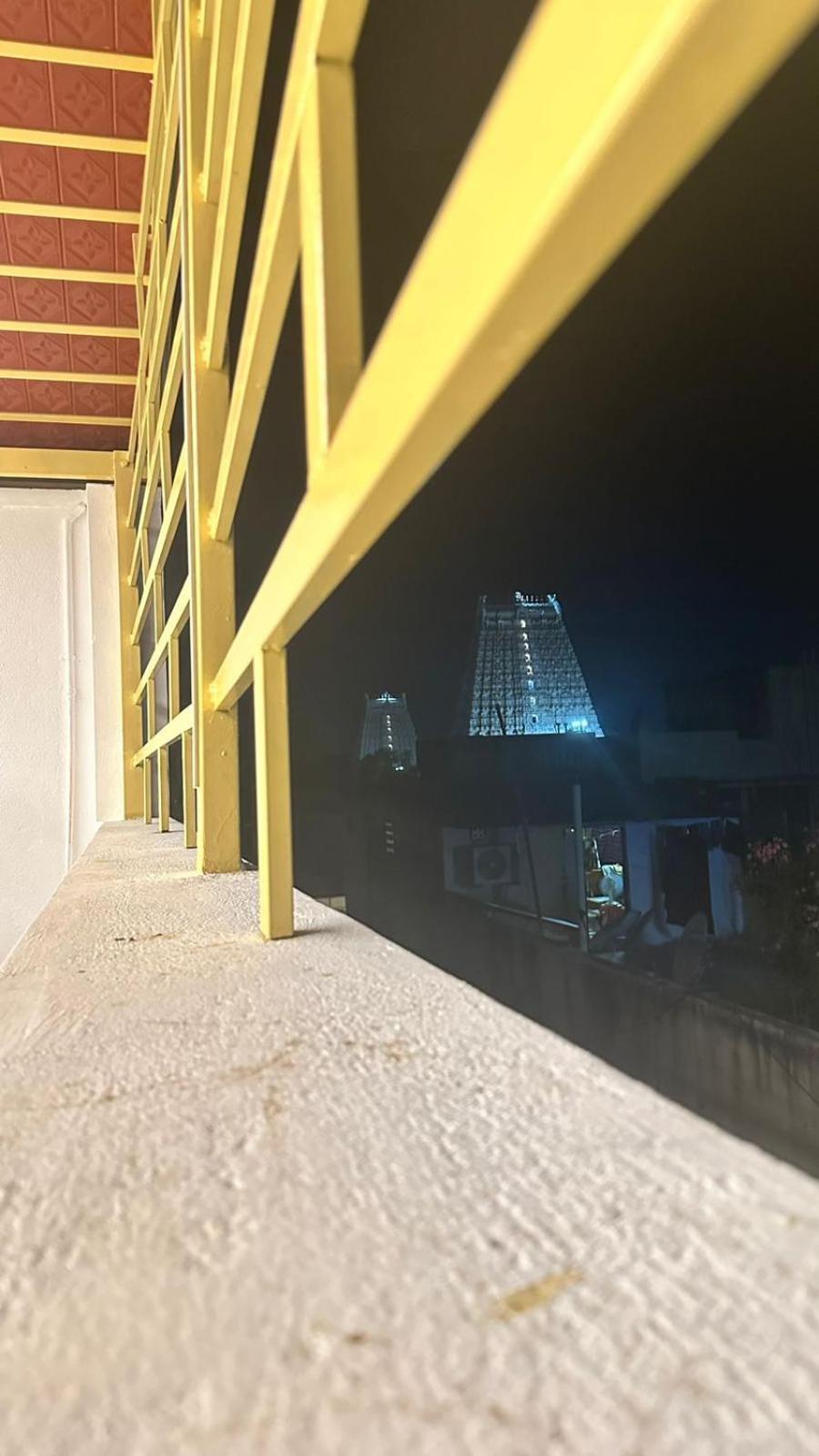 Temple View Home Stay Tiruvannamalai Exterior photo